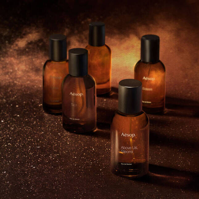 蒼穹之上．引香水