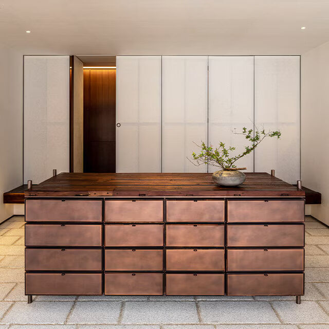 First Image on Carousel