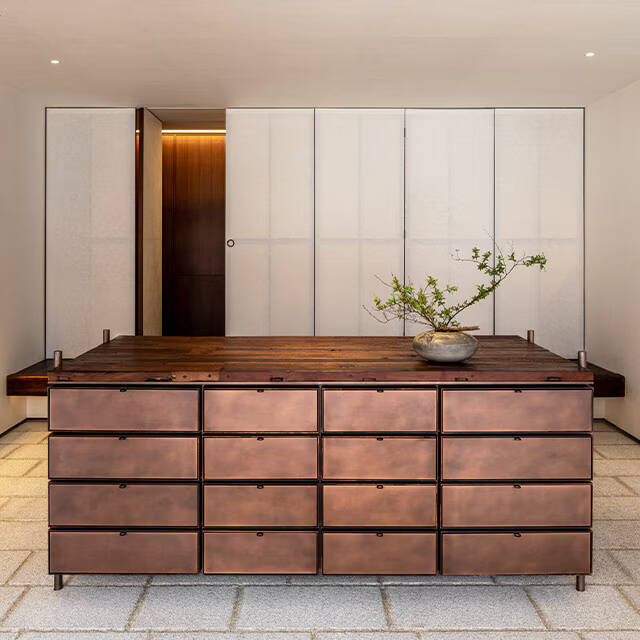 First Image on Carousel