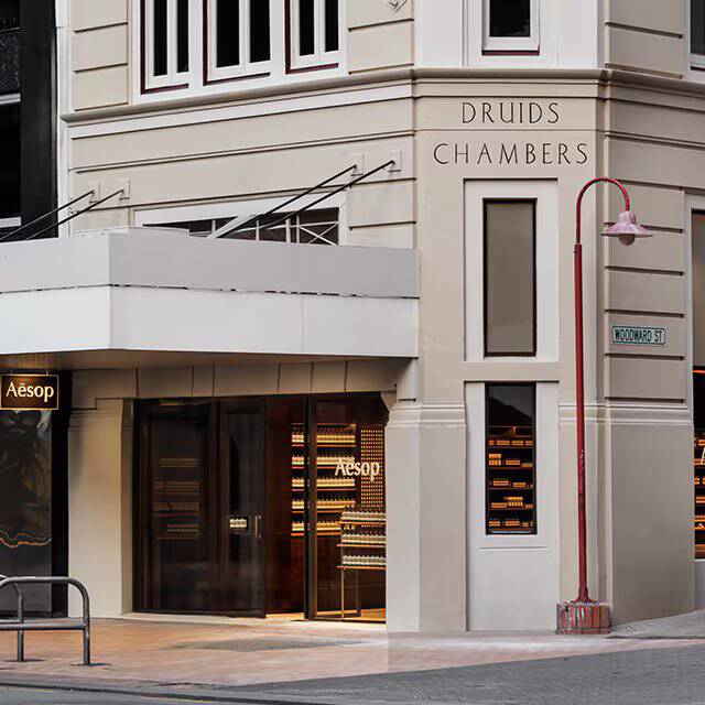 First Image on Carousel