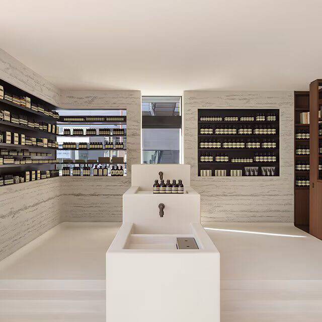 First Image on Carousel