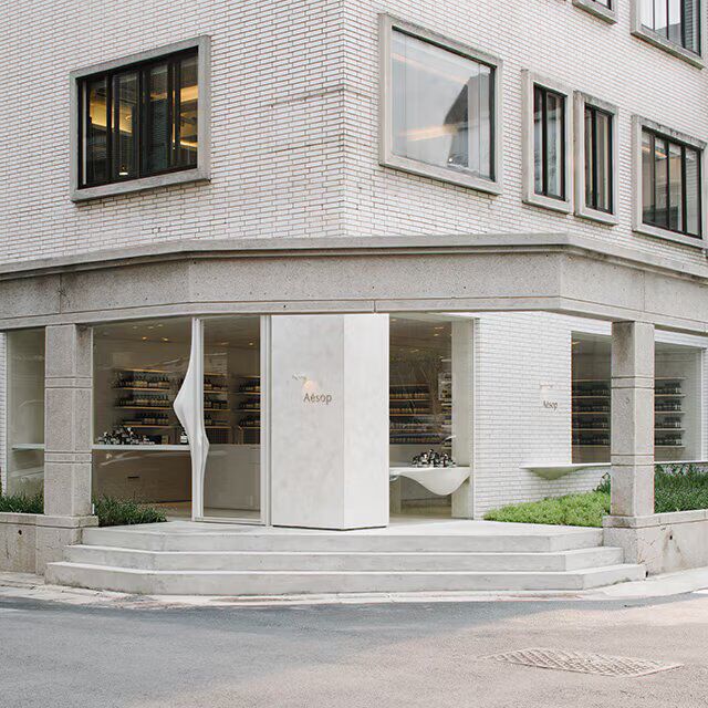 First Image on Carousel